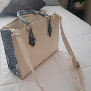 Charming Charlies Handbag